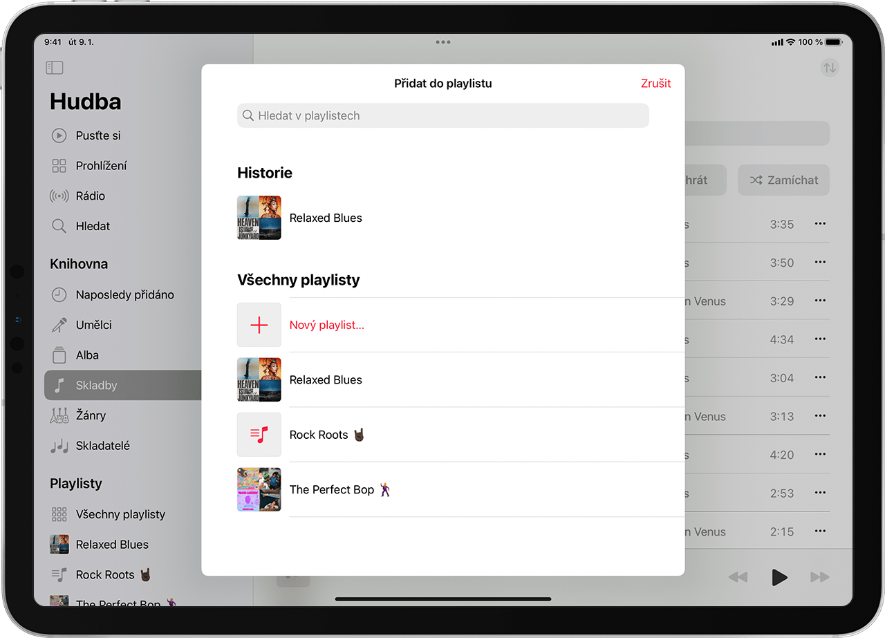 Obrazovka iPadu se zobrazeným playlistem Skladby.
