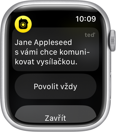 Apple Watch zobrazující přítele, který chce mluvit přes Vysílačku
