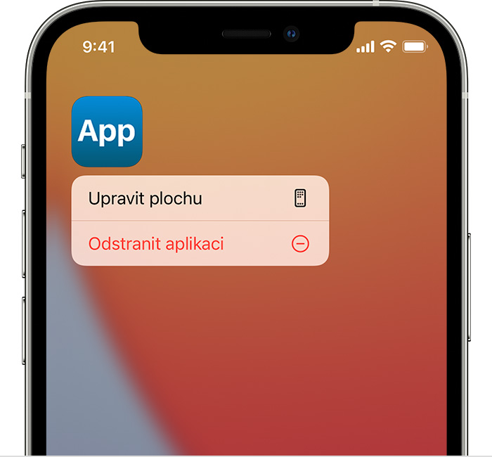 Obrazovka iPhonu s nabídkou, která se zobrazí, když podržíte na aplikaci prst. Možnost Odstranit aplikaci je v nabídce třetí.