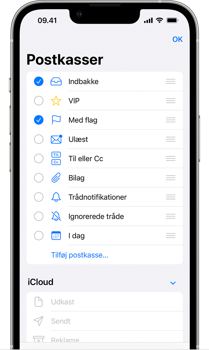 Vælg en postkasse, der er markeret med et flag, i iOS 15