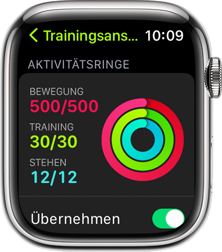 Apple Watch mit dem Fortschritt der Aktivitätsringe während eines Lauftrainings