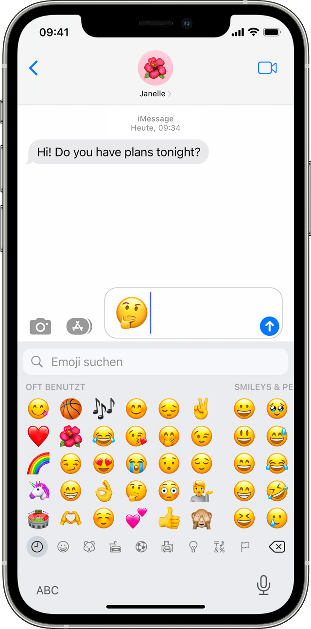 Ein iPhone-Bildschirm, auf dem eine Konversation in der Nachrichten-App mit einem denkenden Emoji im Textfeld angezeigt wird.