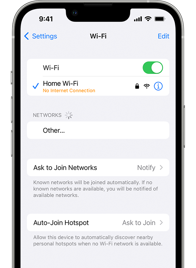 „iPhone“ įrenginys, kuriame rodomas „Wi-Fi“ ekranas. Po „Wi-Fi“ tinklo pavadinimu rodomas įspėjimo pranešimas.