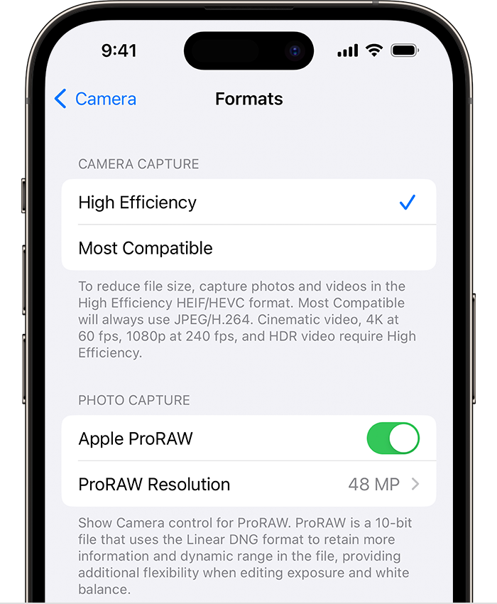 Az iPhone 14 Pro modellek esetén a Beállítások alkalmazásban két ProRAW-felbontás közül választhat.