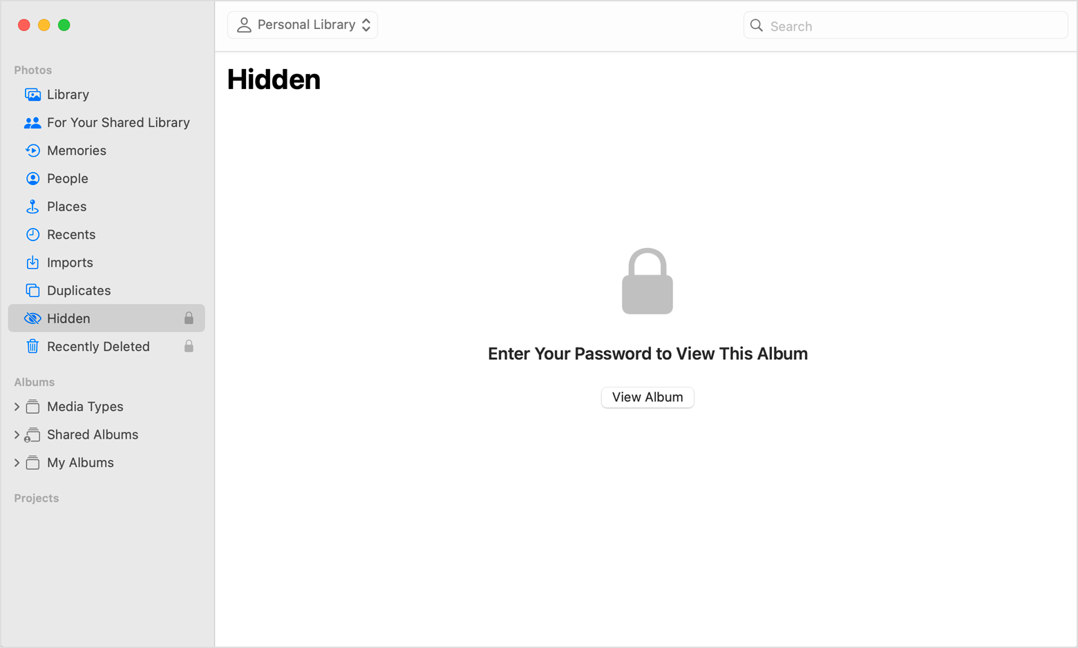 Το άλμπουμ «Κρυμμένα» επισημαίνεται στην εφαρμογή Φωτογραφίες του macOS.
