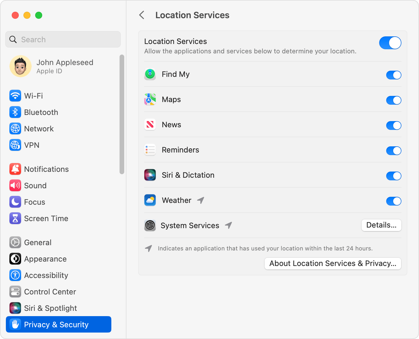 '위치 서비스' 및 '지도' 앱이 선택된 macOS 개인정보 보호 및 보안 설정 내의 위치 서비스 옵션.