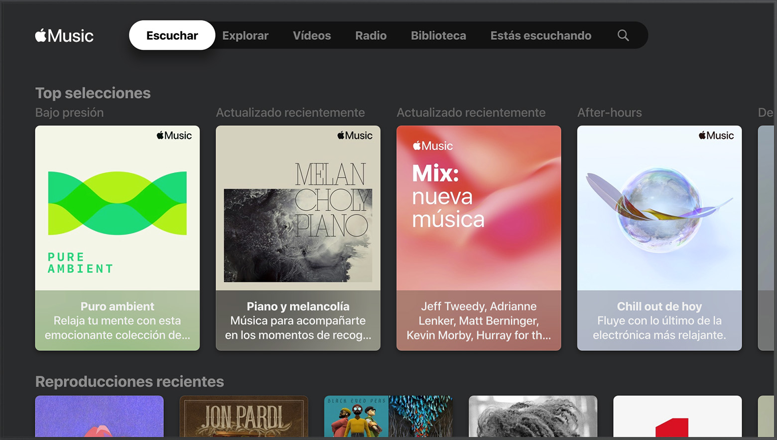 Televisor inteligente en el que se muestra la sección “Explorar” de la app Música (Apple Music)