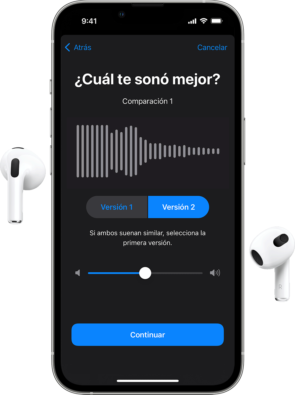 Un par de AirPods y un iPhone en los que se muestra una configuración de audio personalizada donde se pregunta qué muestra de audio suena mejor.