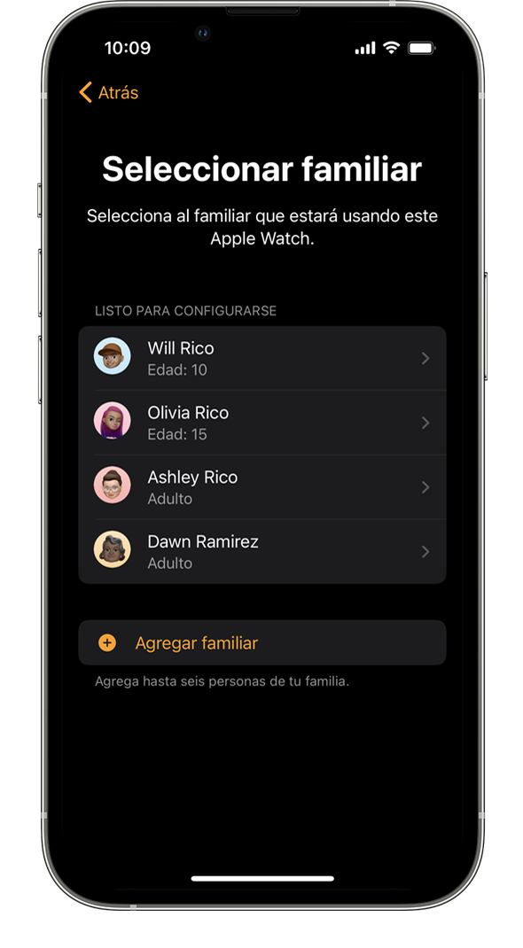 La pantalla de selección del familiar cuando se configura un Apple Watch en un iPhone.