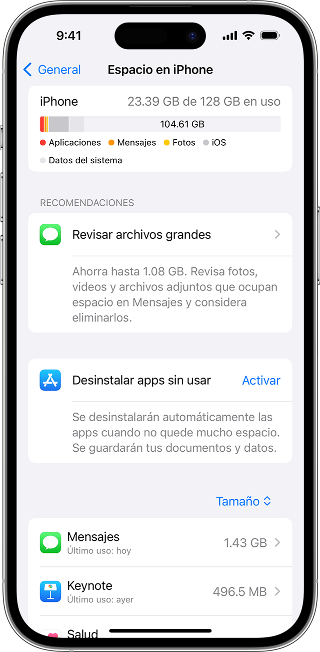 Una pantalla de iPhone en la que se muestran recomendaciones para liberar espacio en el dispositivo