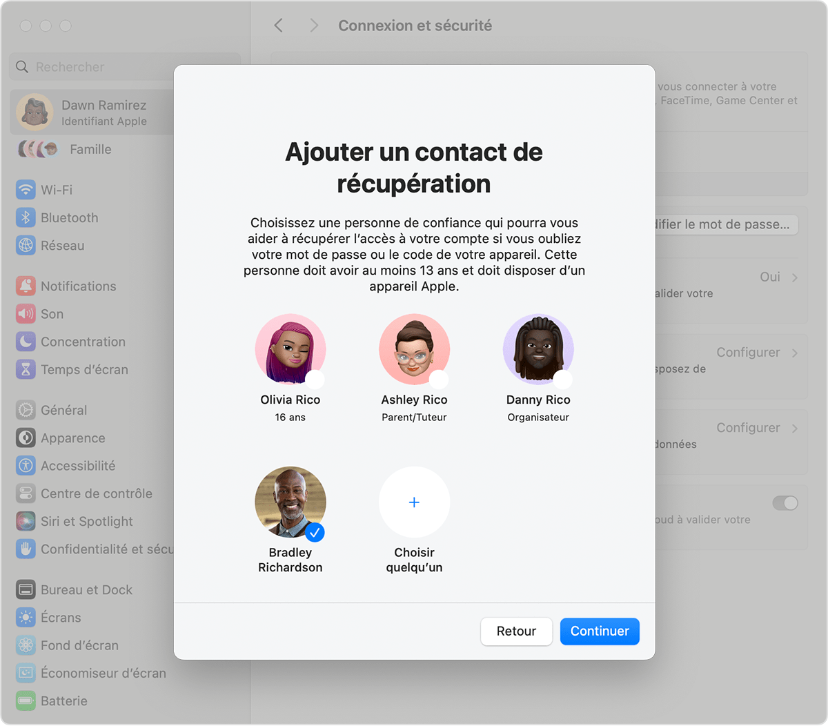 Écran de Mac montrant les contacts que vous pouvez ajouter en tant que contact de récupération
