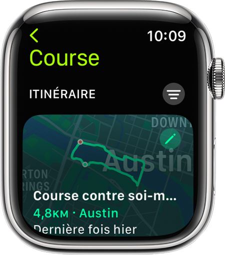 Une Apple Watch qui affiche un itinéraire disponible pour la course.