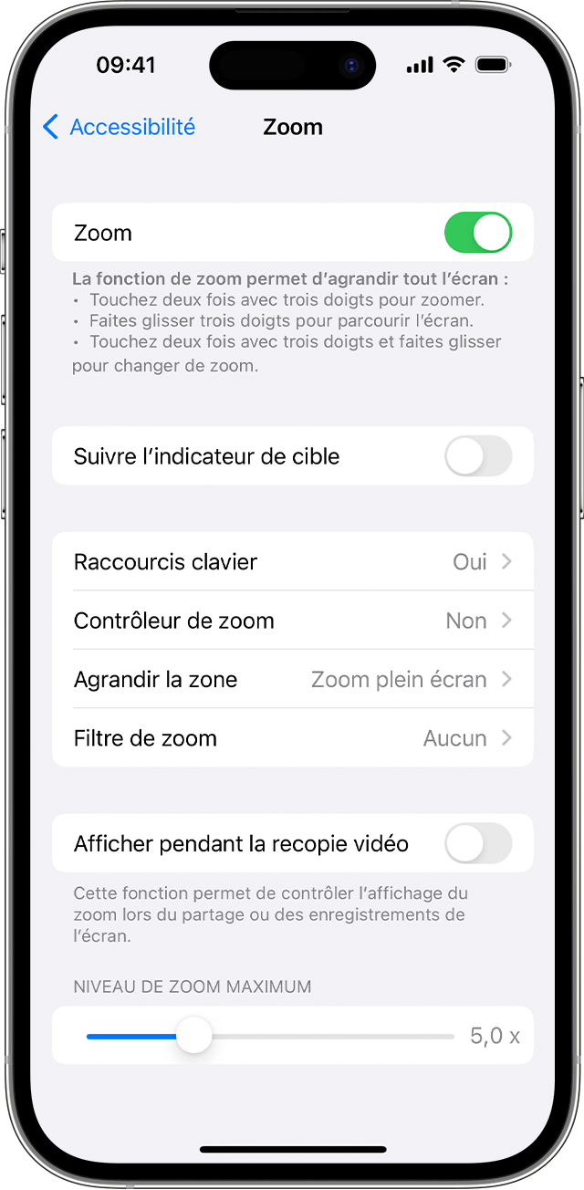 Un iPhone affichant les options d’accessibilité de zoom