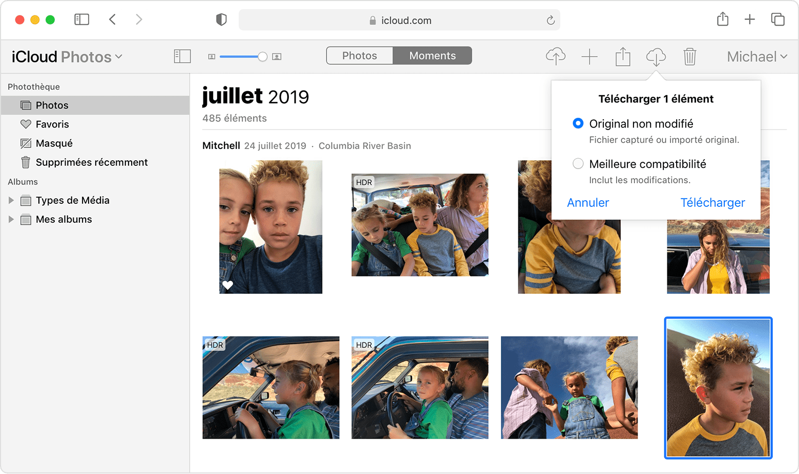 Fenêtre du navigateur Safari affichant les options de téléchargement de Photos iCloud