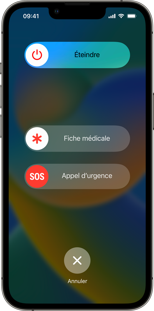 iPhone affichant les curseurs Éteindre, Fiche médicale et Appel d’urgence