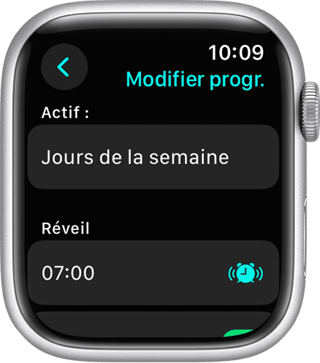 Écran d’Apple Watch affichant les options pour modifier un programme de sommeil complet