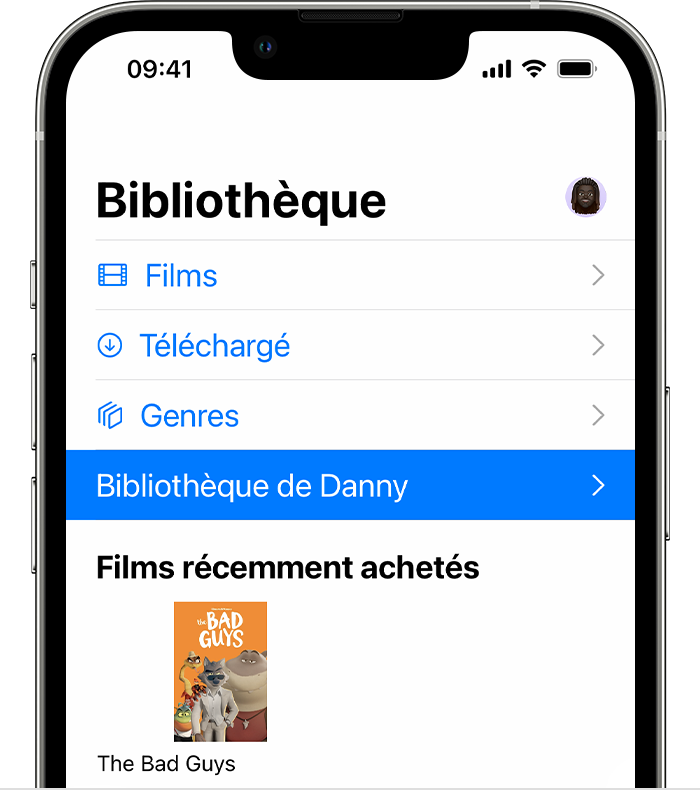 Une bibliothèque partagée affichée dans l’onglet Bibliothèque de l’app Apple TV sur un iPhone