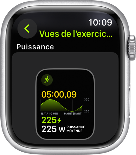Une Apple Watch qui affiche la mesure Puissance de course pendant une séance de course à pied.