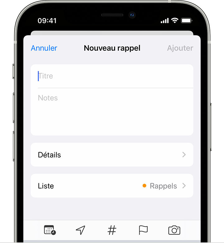 Un iPhone affichant l’écran Nouveau rappel, dans lequel vous pouvez ajouter un titre, des notes et d’autres détails pour créer un rappel.
