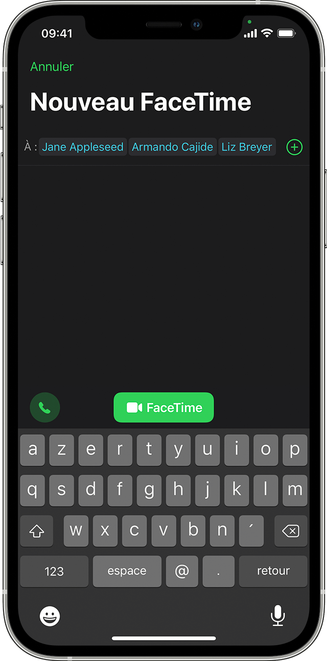 Un iPhone montrant comment démarrer un appel FaceTime en groupe depuis l’app FaceTime