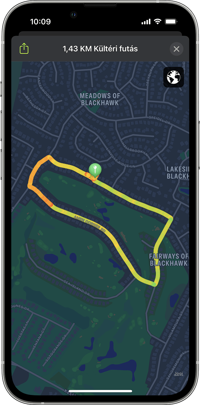 Egy Kültéri futás típusú edzésről készült térkép iPhone-on.