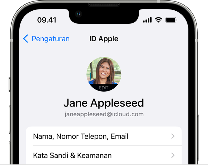 Di iPhone, ketuk nama Anda untuk melihat alamat email ID Apple