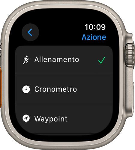 Apple Watch Ultra che mostra la schermata Azione e varie impostazioni