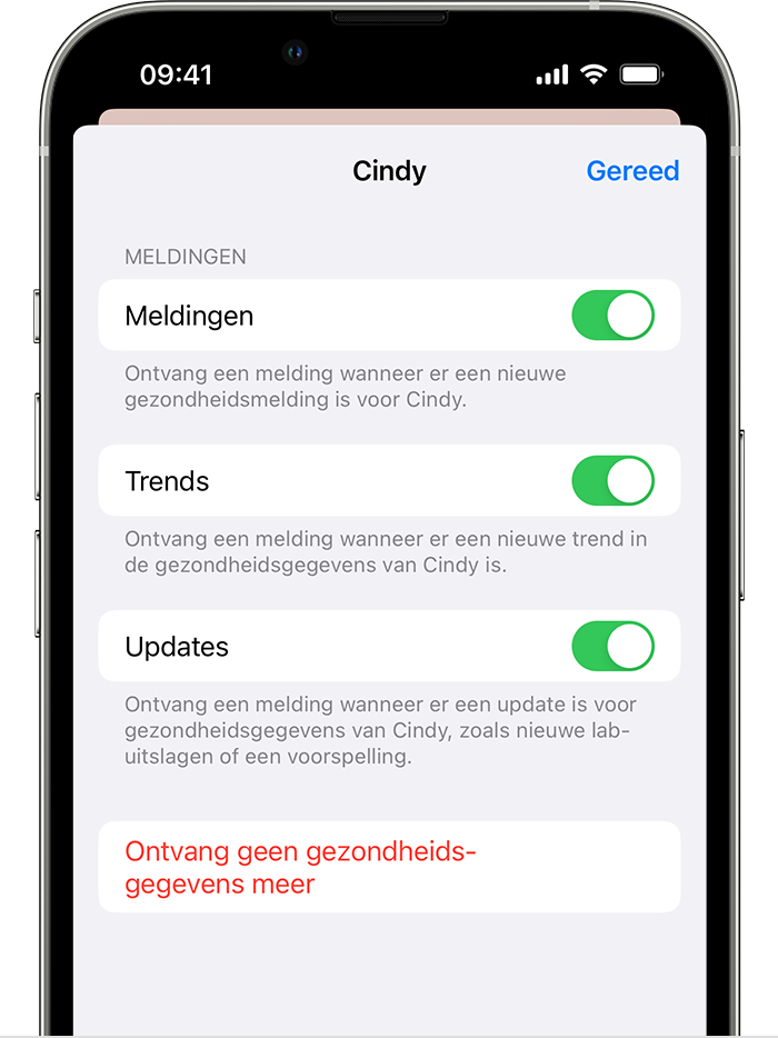 Een iPhone-scherm met de opties om waarschuwingen, trends of updates uit te schakelen bij het delen van gezondheidsgegevens met een andere persoon.