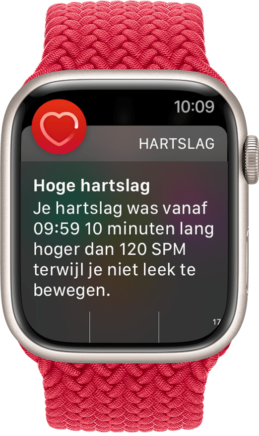 Een Apple Watch met een waarschuwing over een hoge hartslag