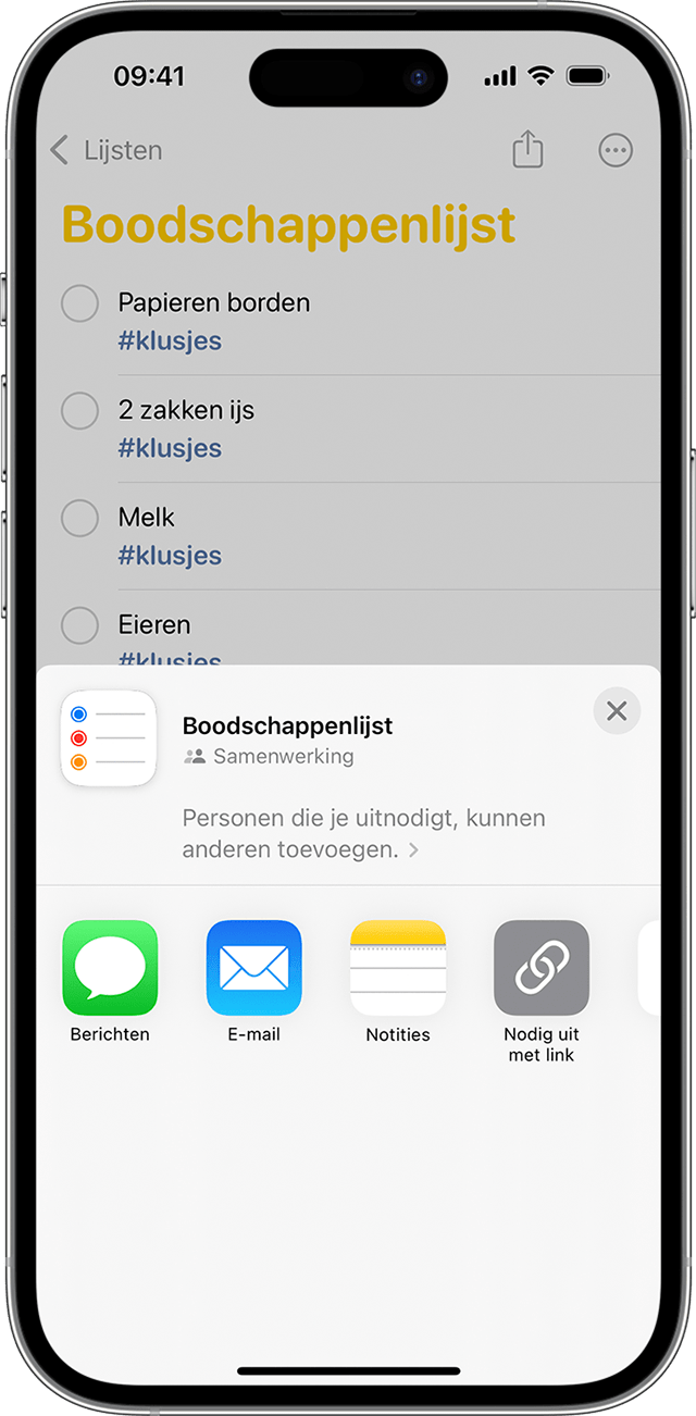 De opties om een lijst met herinneringen te delen in iOS 16.