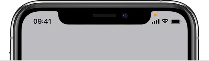 iPhone met een oranje indicator in de statusbalk