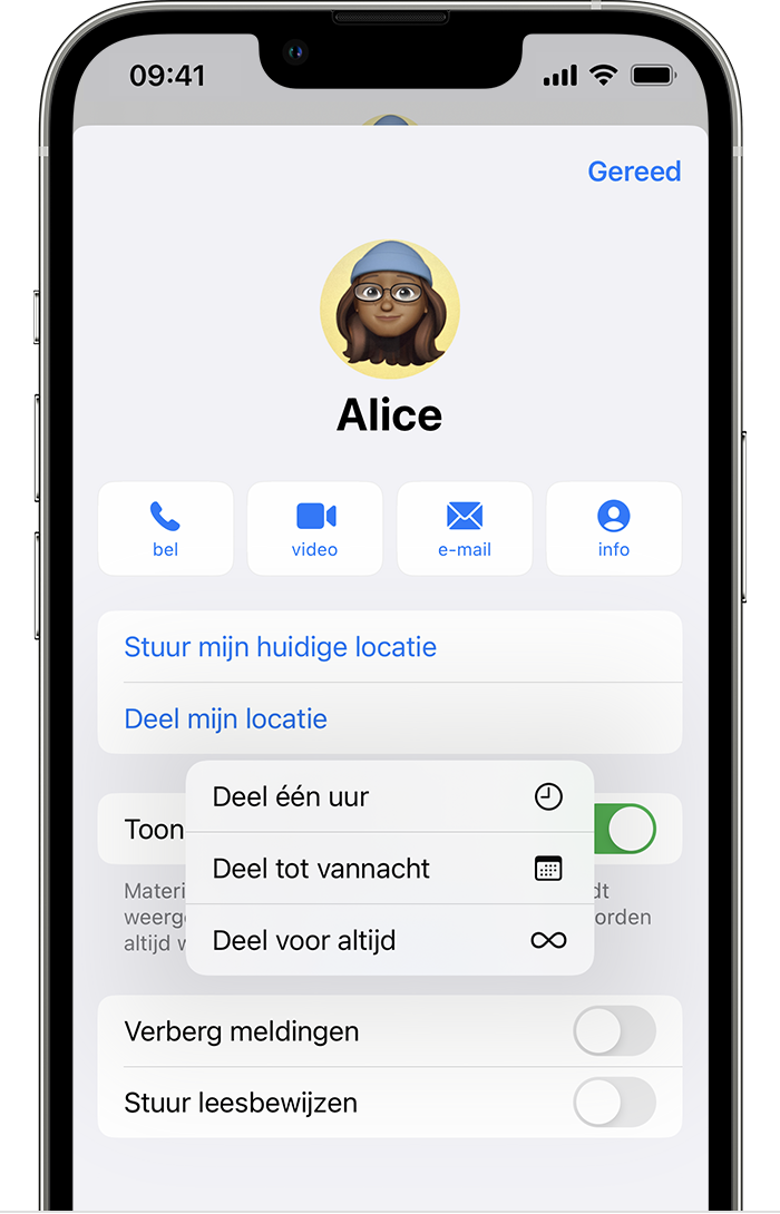 iPhone waarop wordt getoond hoe u in Berichten uw locatie kunt versturen en delen.