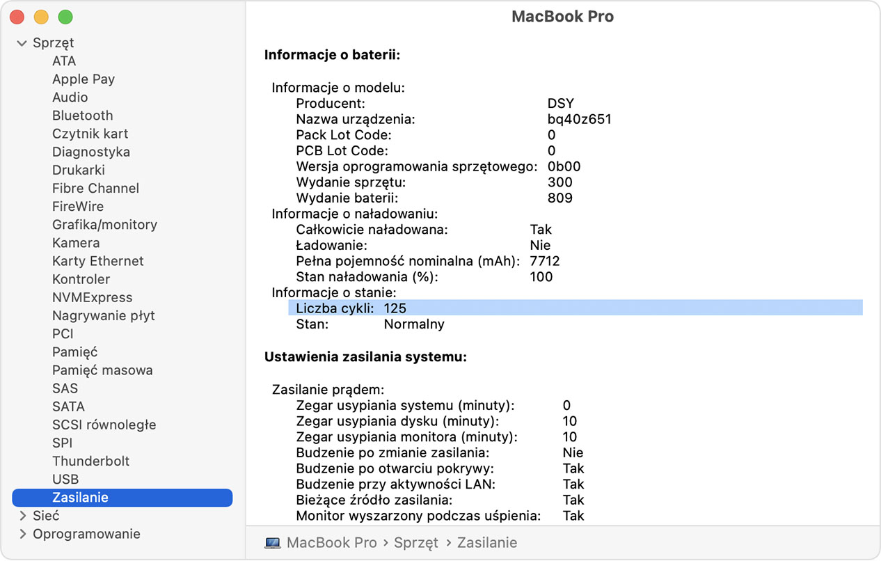 Okno Informacje o systemie MacBooka Pro z podświetloną liczbą cykli baterii