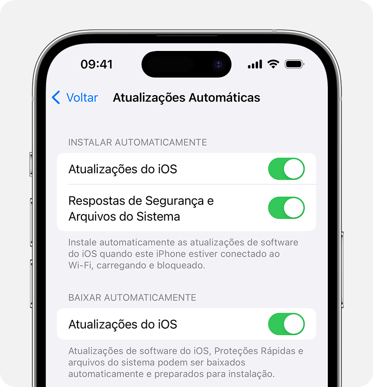 Um iPhone mostrando a opção de ativar as atualizações automáticas