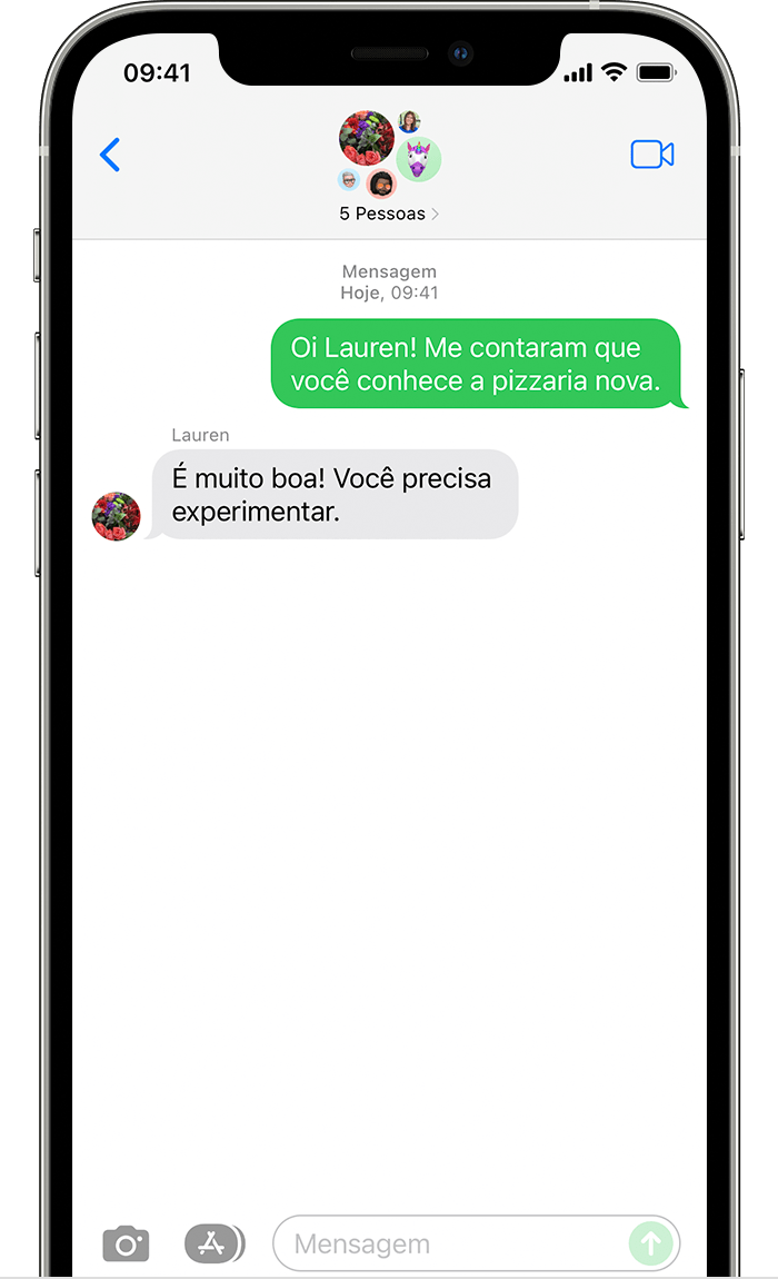 iPhone mostrando uma mensagem de texto MMS em grupo com seis pessoas.