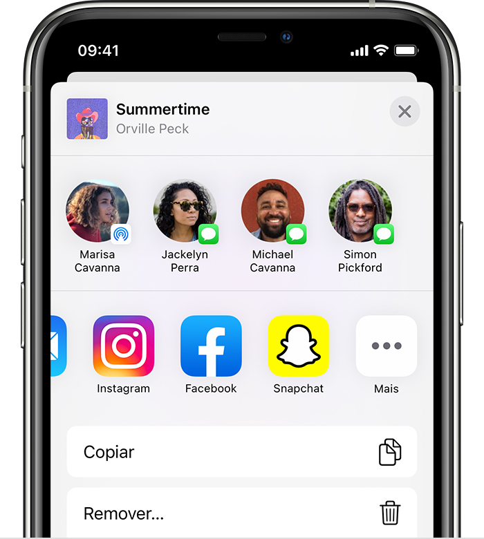iPhone a mostrar o Instagram, Facebook e Snapchat na folha de partilha.