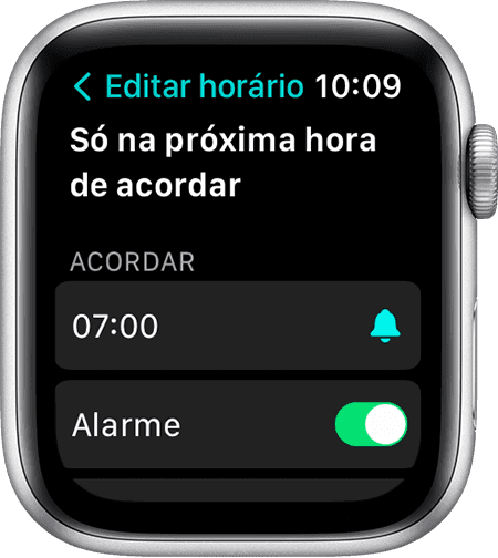Um ecrã do Apple Watch a mostrar as opções para editar 