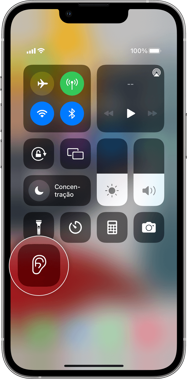 Central de controlo do iOS com o botão Audição em destaque