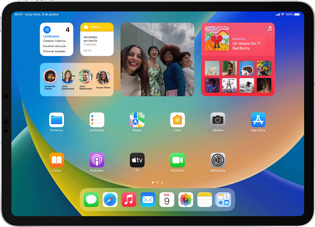 Ecrã do iPad a mostrar uma pilha de widgets a ser percorrida