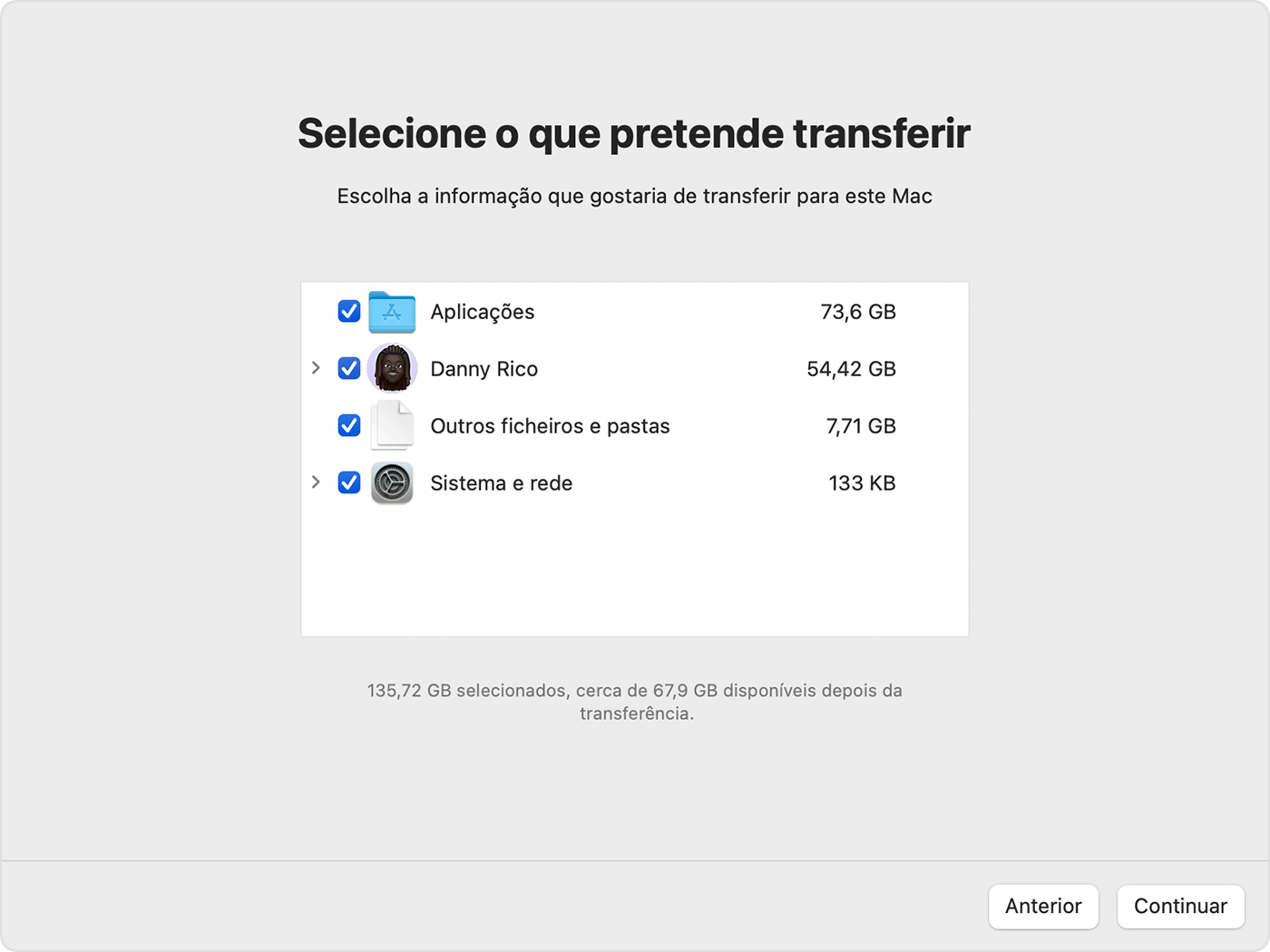 Assistente de Migração: selecione os utilizadores e as pastas a transferir para o novo Mac