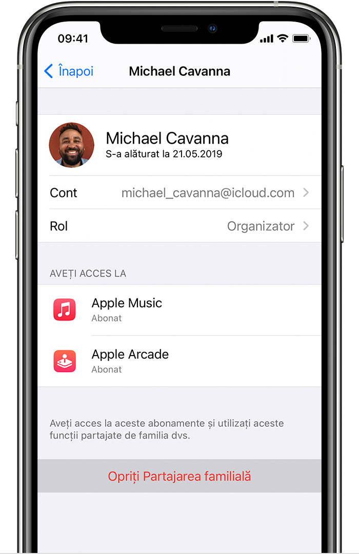 Dispozitiv iPhone care afișează Oprire Partajare familială.