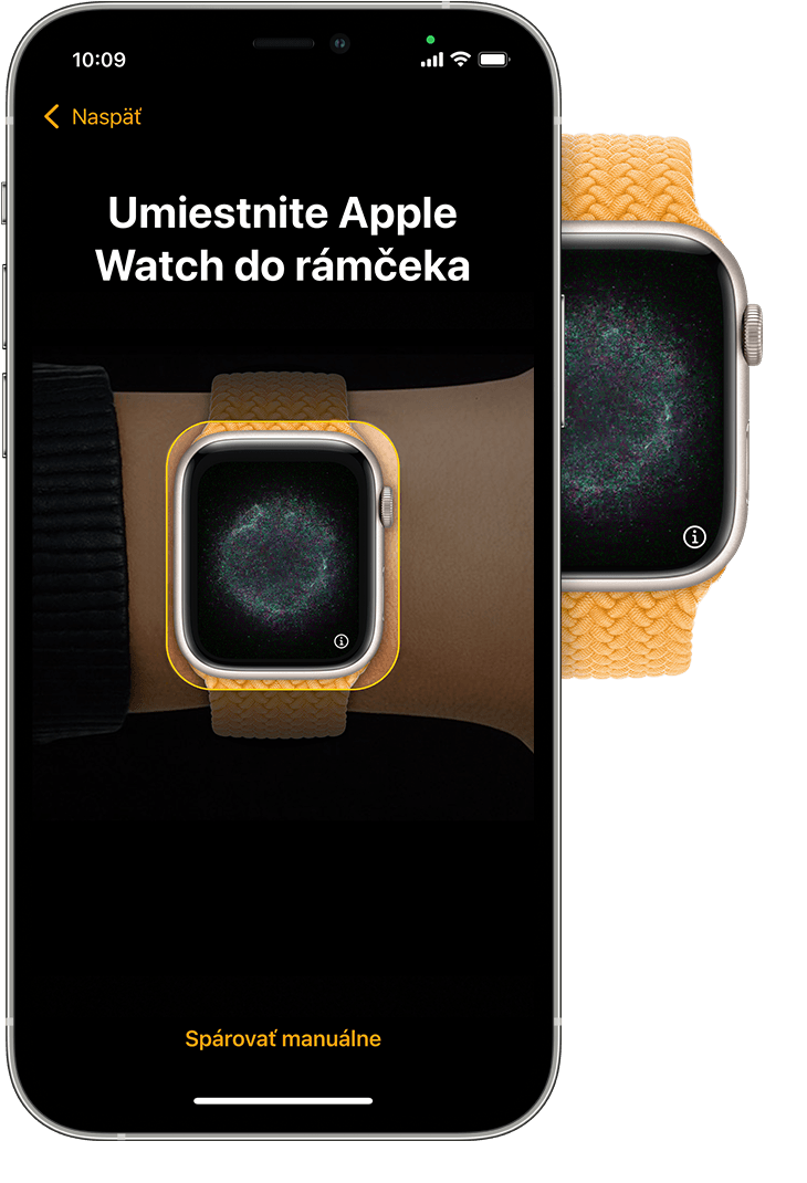 iPhone so zobrazenými hodinkami Apple Watch v hľadáčiku