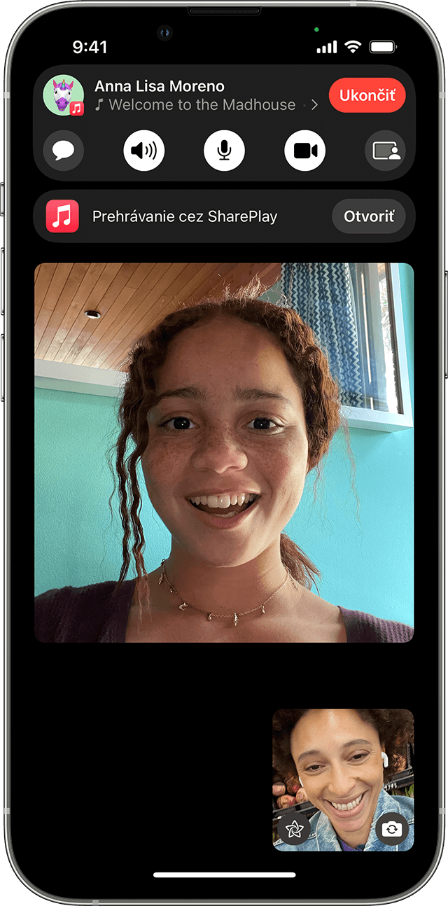 iPhone s možnosťou Pripojiť sa k SharePlay vo FaceTime hovore