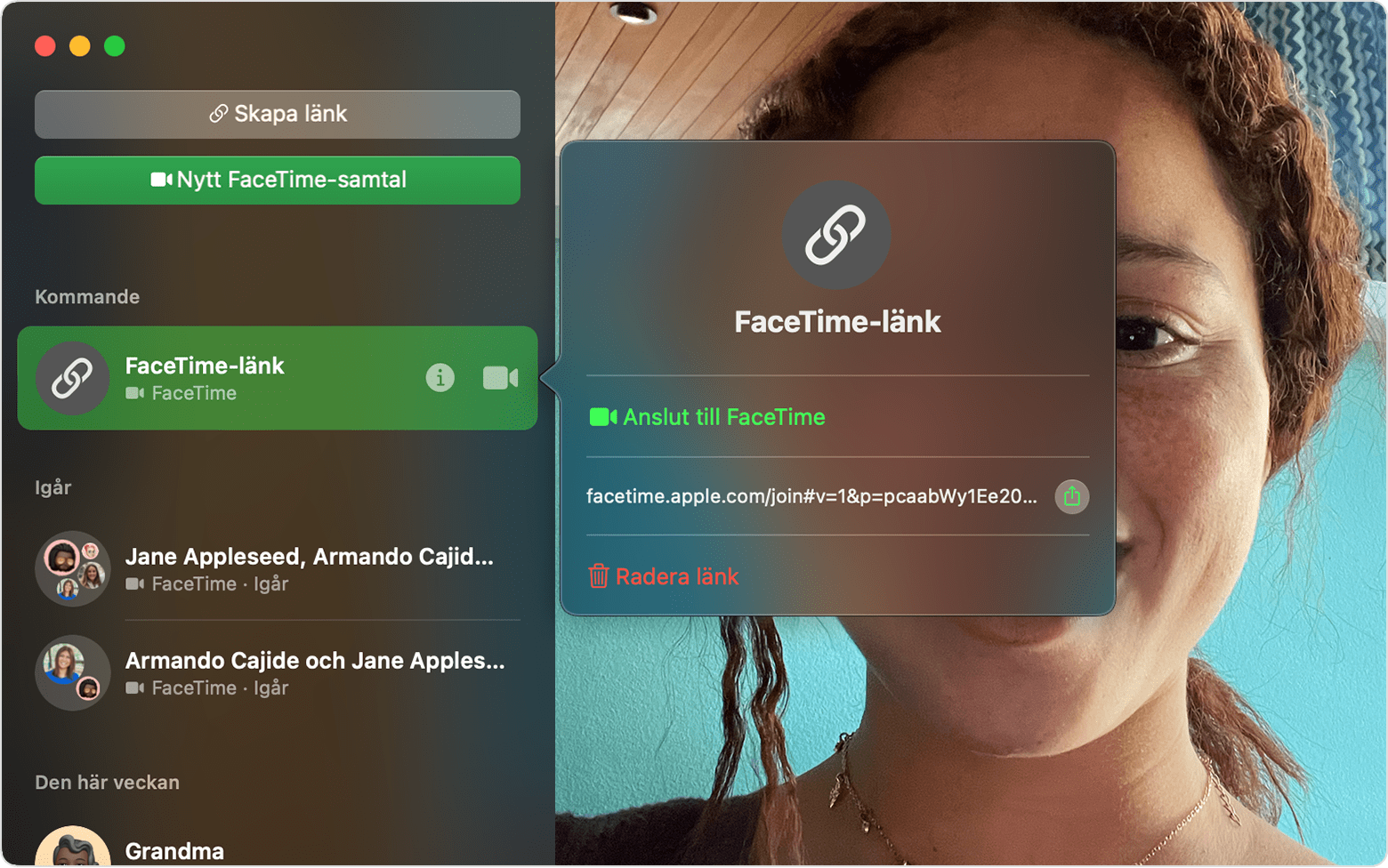 FaceTime-fönster med aktiverad Infoknapp bredvid FaceTime-länk
