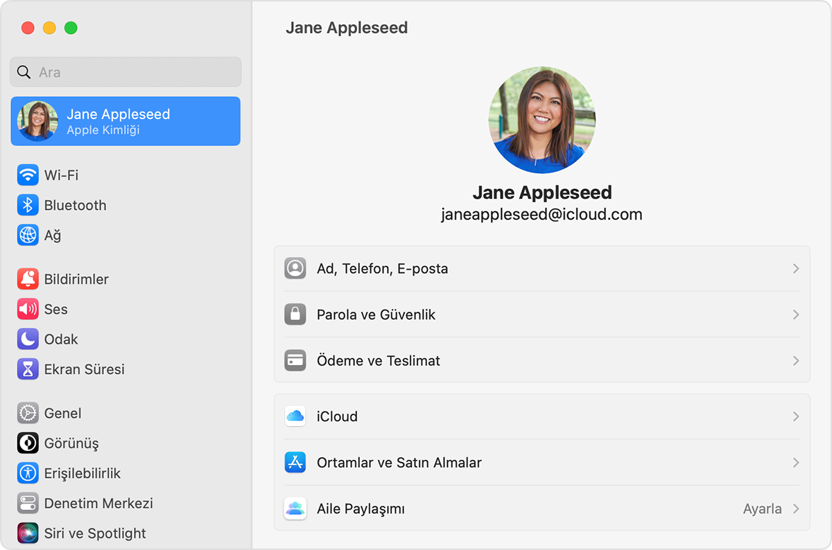Mac'te Sistem Ayarları'nı açın ve Apple Kimliği e-posta adresinizi bulmak için adınıza dokunun