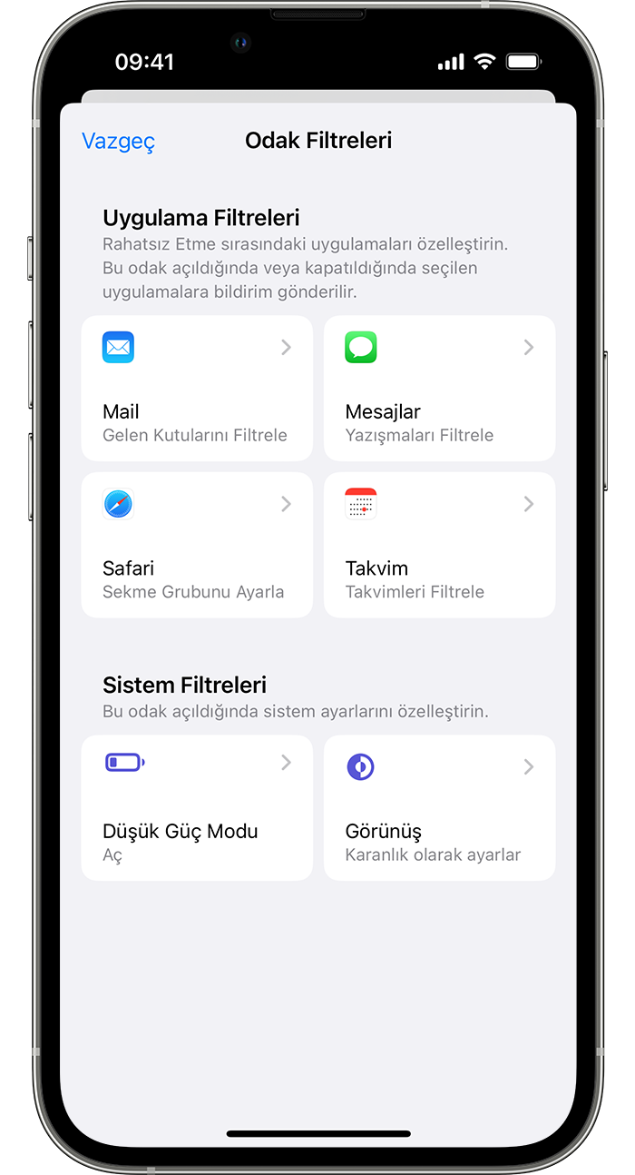 Uygulama veya sistem filtreleri ekleyebileceğiniz Odak filtreleri ayarlarını gösteren iPhone ekranı.