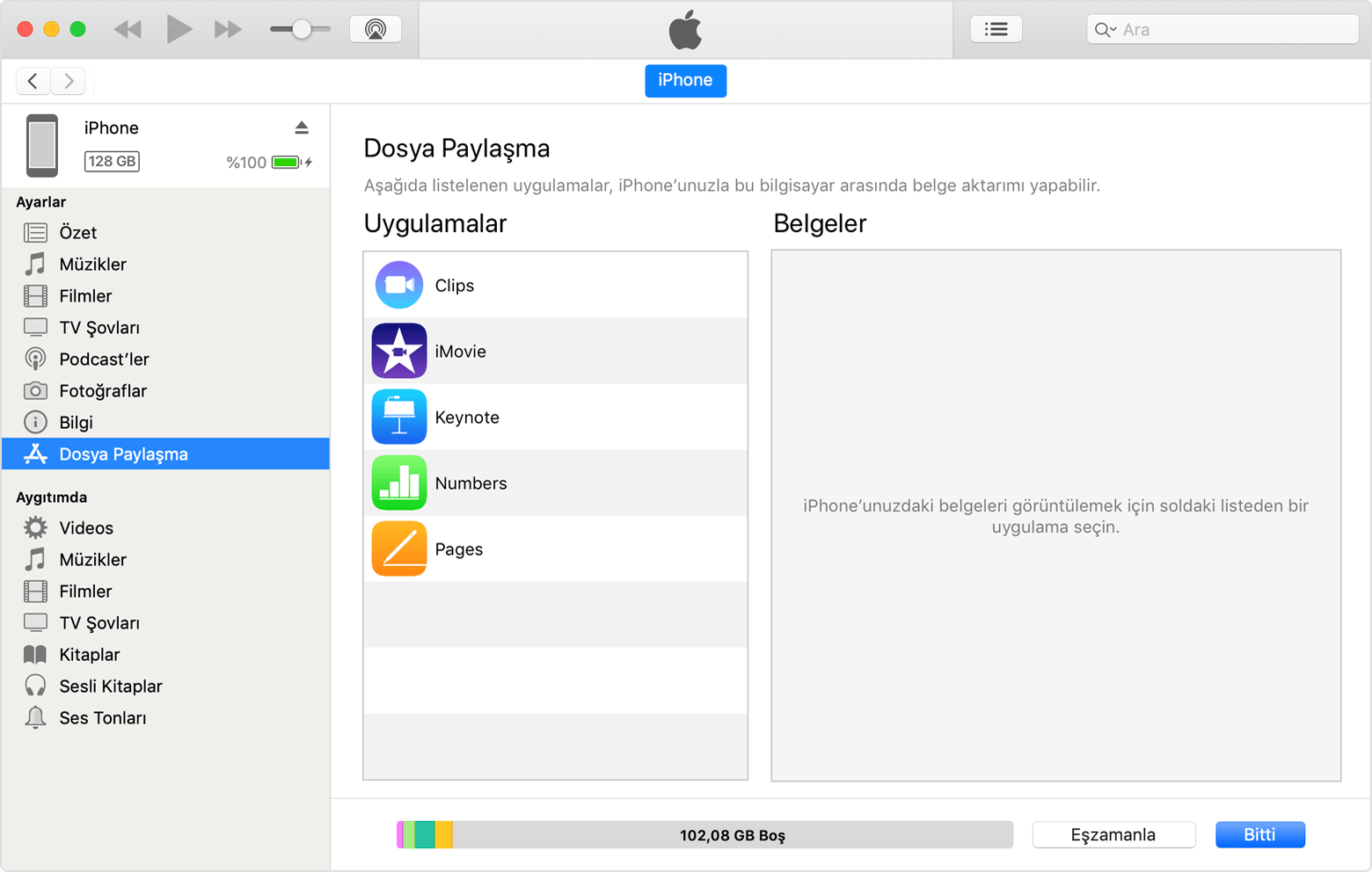 iPhone'un bağlanmış ve listeden Dosya Paylaşma'nın seçilmiş olduğunu gösteren iTunes penceresi.